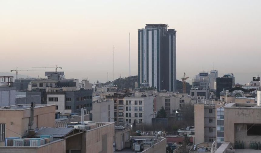 İran’da saldırılarda 170 öğrenci ve öğretmen öldü