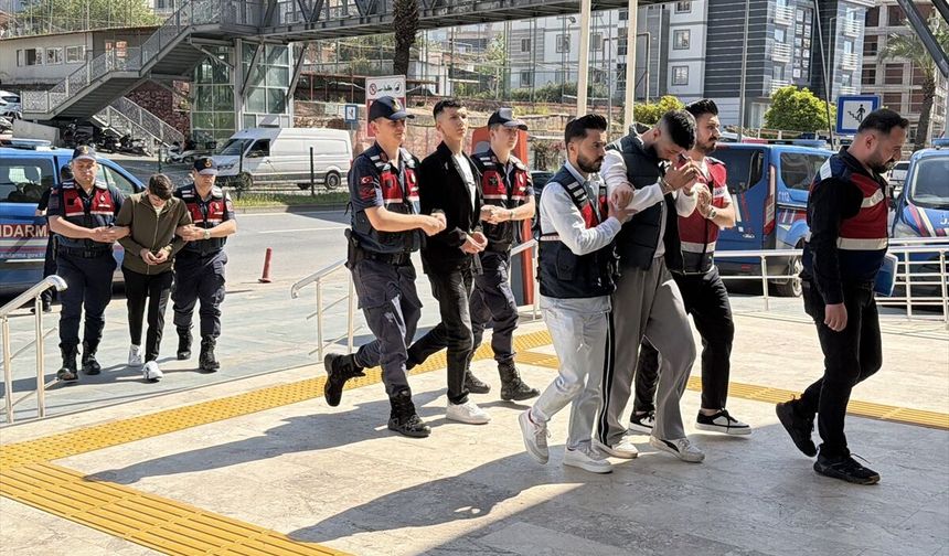 Alanya’da uyuşturucu ticareti operasyonunda 3 tutuklama