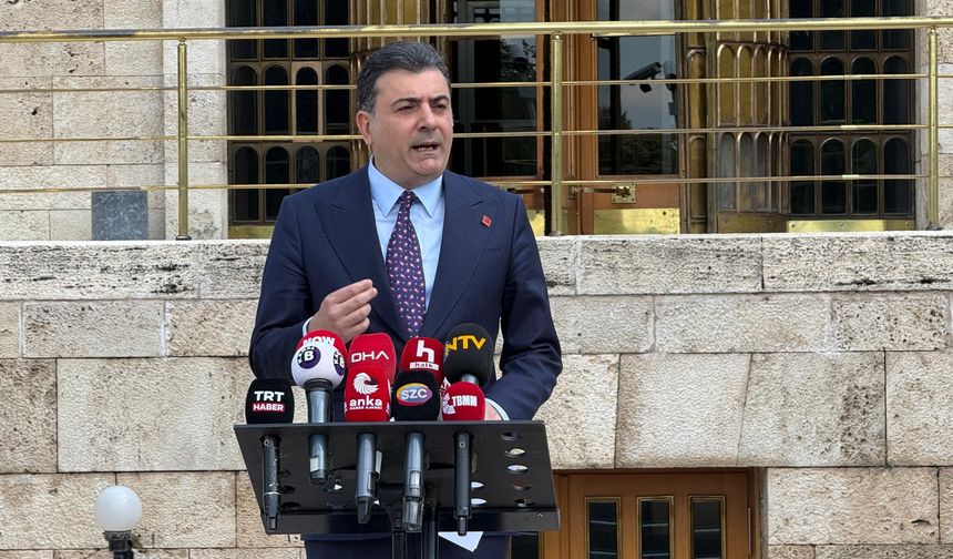 CHP’de PM krizi: 28 üye istifa etti