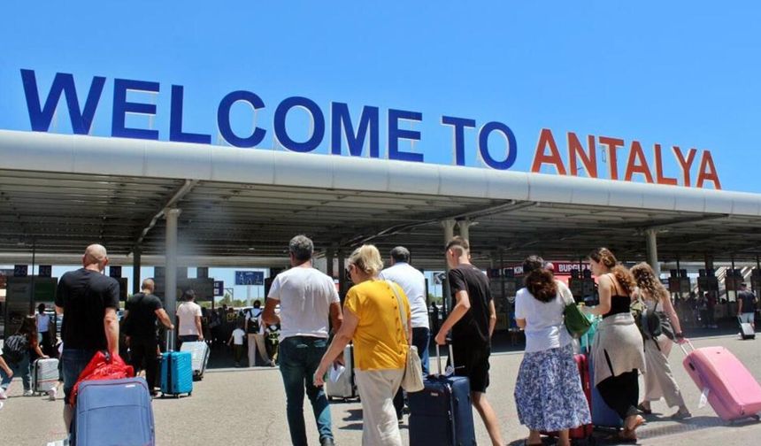 Antalya’da turist güvenliği: Acil numaralar ve kurallar