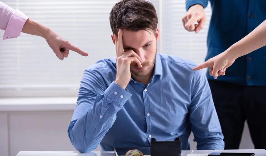 İş yerinde mobbing nedir, nasıl ispatlanır?