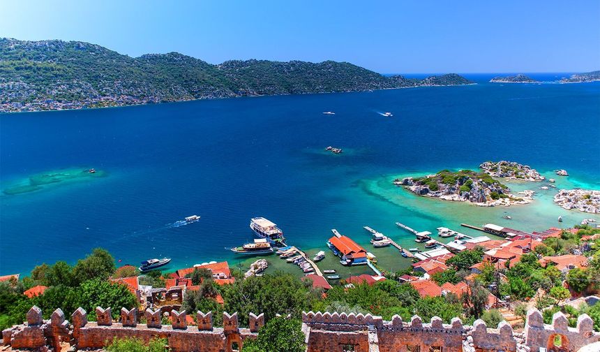 Kaş neden herkesi kendine aşık ediyor?