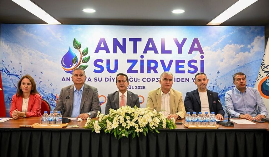 Antalya'da kentsel ve sanayi sektörü su yönetimi değerlendirildi