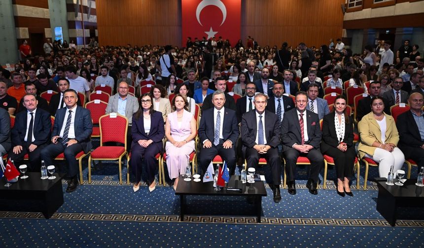 Antalya'da 'Yeşil Beceriler ve İstihdam Zirvesi' düzenlendi