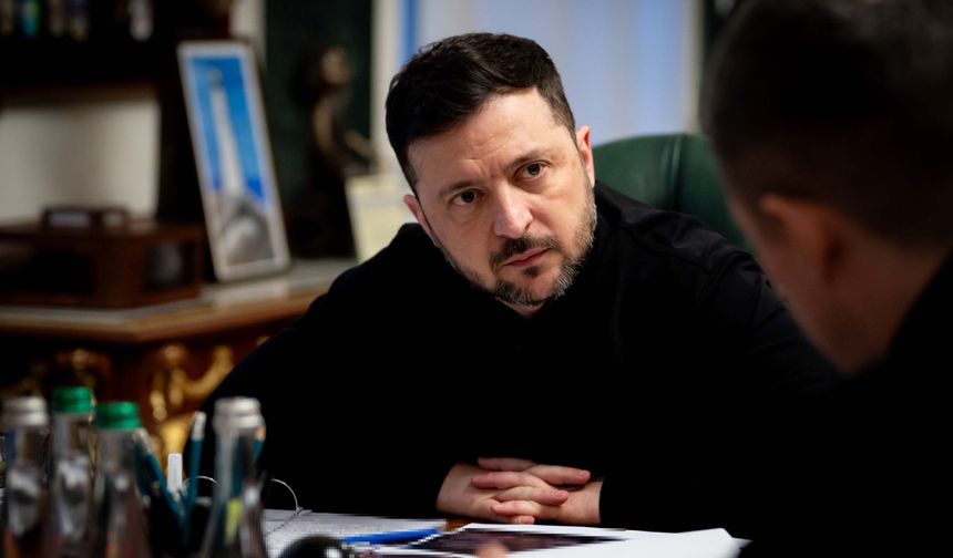 Zelenskiy: ABD yaptırım tasarısını onaylarken Rusya 8 bölgeyi vurdu