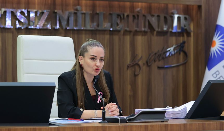 Büşra Özdemir’den AK Parti’ye geçeceği iddialarına yanıt
