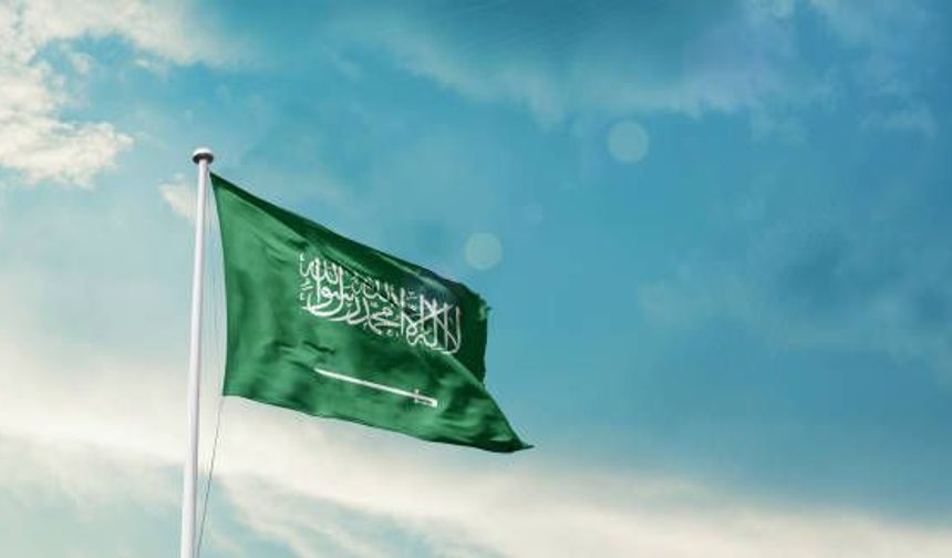 Suudi Arabistan: Kral Fahd Havalimanı'na yeni saldırı düzenlendi